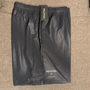 Peloton Output 8" Lined Embossed Turin Shorts
